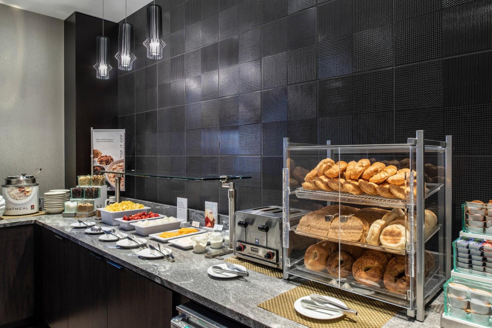 Fairfield Inn & Suites By Marriott Boston Logan Airport/Chelsea Eksteriør billede